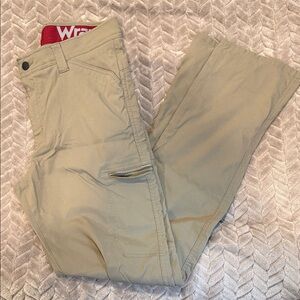 Wrangler Men's Cargo Pants in Khaki